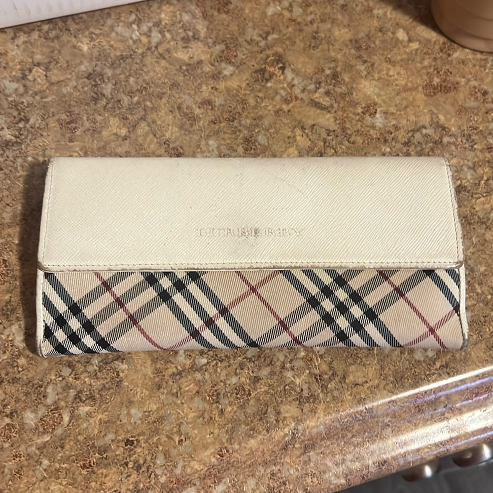 SOLD Burberry wallet